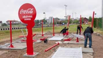 Поставља се теретана на Поповој плажи