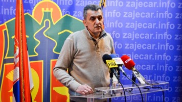 ЗАЈЕЧАР ЈЕДНОГЛАСНО: Плате функционера мање, интерес породиља и деце на првом месту