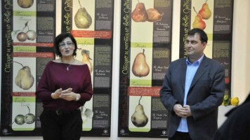 Изложба о старом и несталом воћу Србије