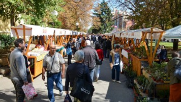 Сајам „Здраво-домаће-природно“ у Зајечару -Преко 200 излагача на Тргу ослобођења