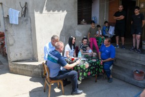 Салаш обилазак породице - Министарка Јелена Жарић Ковачевић