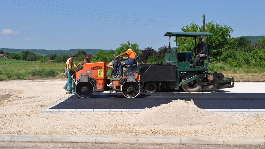 Изградња игралишта у Подливу