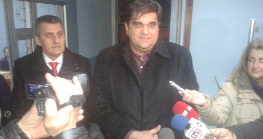 ЗАЈЕЧАРЦИ У НАЈЛУЂОЈ НОЋИ: Челници града доделили дукате првим бебама, полицајцима и граничарима! 