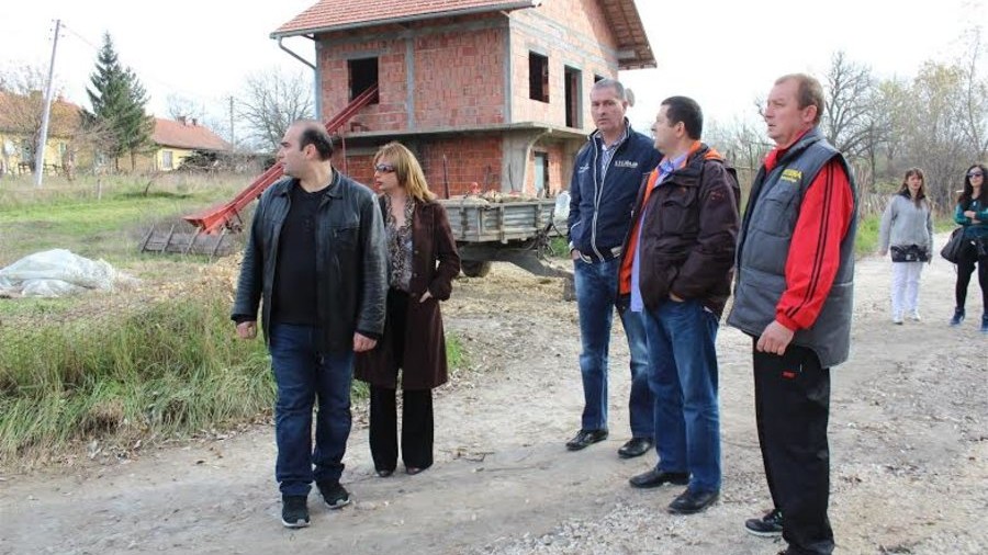 Сређени атарски путеви у Лубници