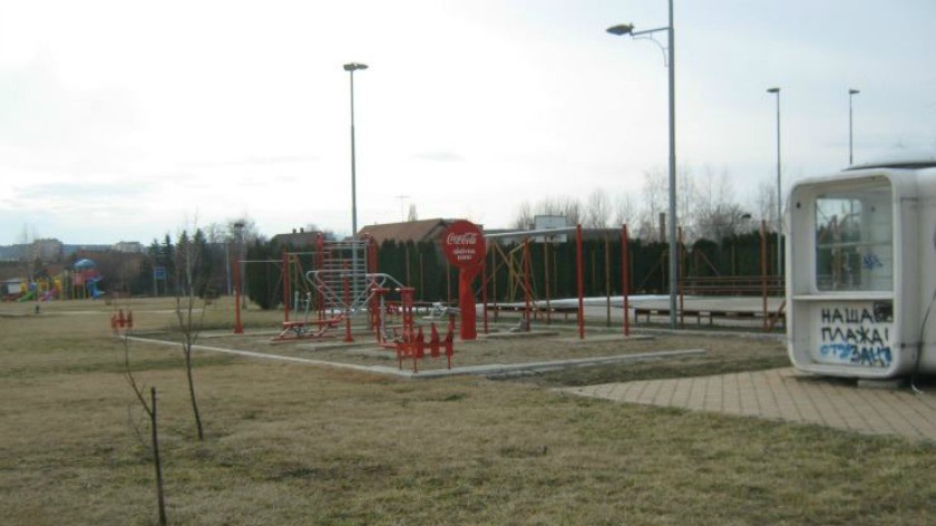 Стручни тренери и у теретани на Поповој плажи