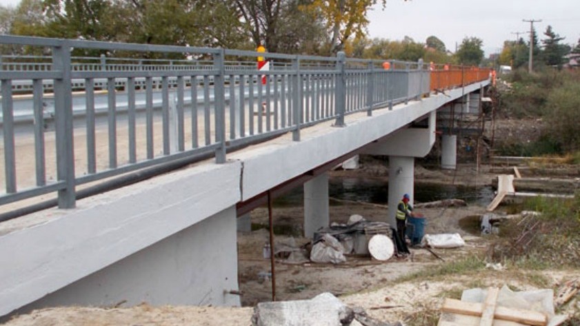 Санација моста на Белом Тимоку