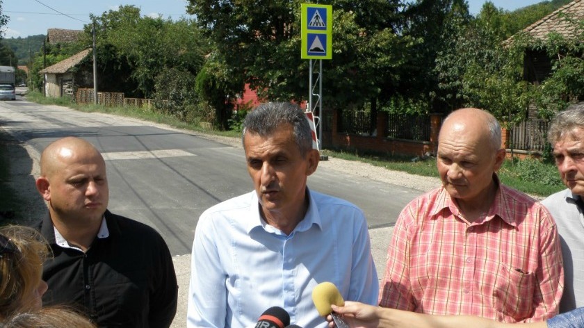 Саобраћајно зонирање школе у Звездану