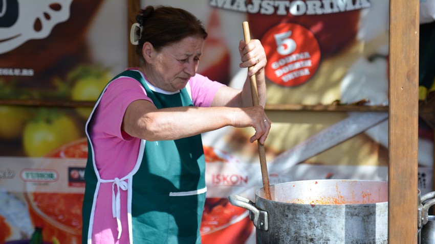 Караван  „Изађи ми на теглу“ у Зајечару 